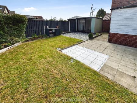 3 bedroom Semi-detached house for sale in St Marys Road, Dunsville, Doncaster, DN7