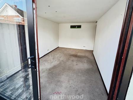 3 bedroom Semi-detached house for sale in St Marys Road, Dunsville, Doncaster, DN7