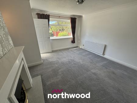 3 bedroom Semi-detached house for sale in Sunningdale Road, Hatfield Woodhouse, Doncaster, DN7