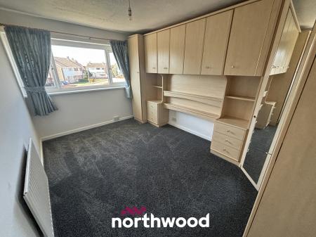 3 bedroom Semi-detached house for sale in Sunningdale Road, Hatfield Woodhouse, Doncaster, DN7