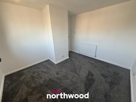 3 bedroom Semi-detached house for sale in Sunningdale Road, Hatfield Woodhouse, Doncaster, DN7