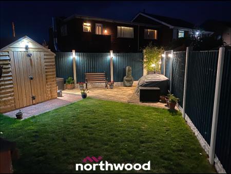 3 bedroom Semi-detached house for sale in Sunningdale Road, Hatfield Woodhouse, Doncaster, DN7