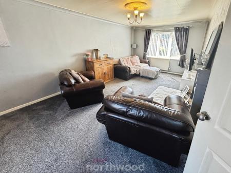 3 bedroom Terraced House for sale in Springfield Avenue, Hatfield, Doncaster, DN7