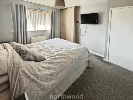3 bedroom Terraced House for sale in Springfield Avenue, Hatfield, Doncaster, DN7