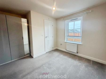 3 bedroom Semi-detached house to let in Farmhouse Drive, Hatfield, Doncaster, DN7