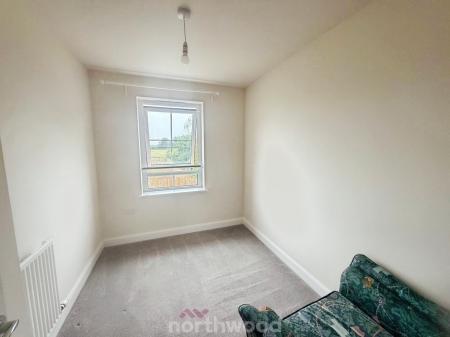 3 bedroom Semi-detached house to let in Farmhouse Drive, Hatfield, Doncaster, DN7