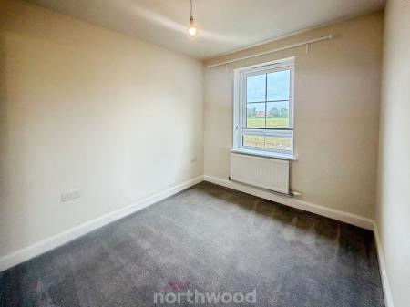 3 bedroom Semi-detached house to let in Farmhouse Drive, Hatfield, Doncaster, DN7