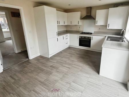 3 bedroom Semi-detached house to let in Farmhouse Drive, Hatfield, Doncaster, DN7