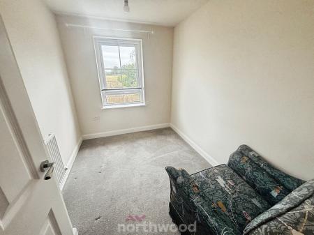 3 bedroom Semi-detached house to let in Farmhouse Drive, Hatfield, Doncaster, DN7