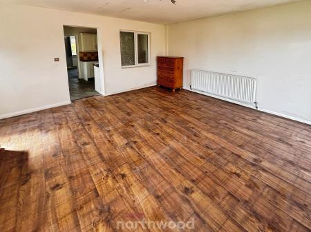 3 bedroom Semi-detached house for sale in Crookesbroom Lane, Hatfield, Doncaster, DN7