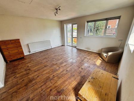3 bedroom Semi-detached house for sale in Crookesbroom Lane, Hatfield, Doncaster, DN7