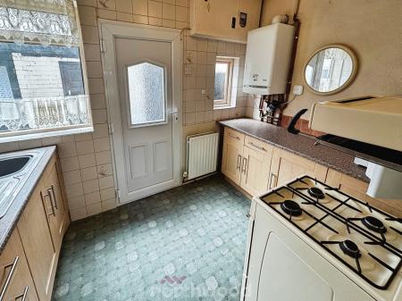 2 bedroom Bungalow for sale in Old Epworth Road East, Hatfield, Doncaster, DN7