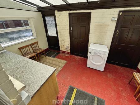 2 bedroom Bungalow for sale in Old Epworth Road East, Hatfield, Doncaster, DN7
