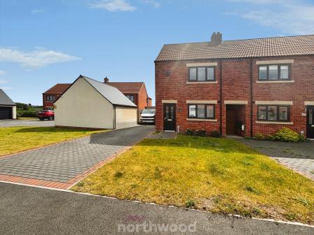3 bedroom End of terrace house to let in Meadow View, Mattersey Thorpe, Doncaster, DN10
