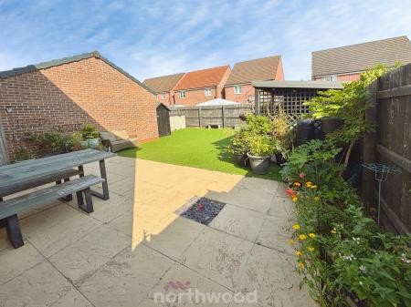 4 bedroom Detached house for sale in Pippin Way, Hatfield, Doncaster, DN7