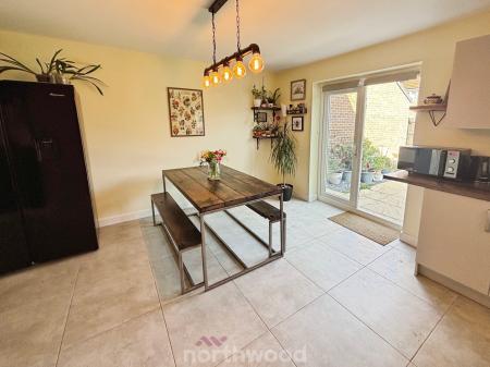 4 bedroom Detached house for sale in Pippin Way, Hatfield, Doncaster, DN7
