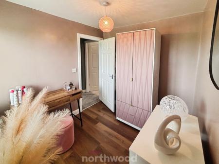 4 bedroom Detached house for sale in Lord Porter Ave, Stainforth, Doncaster, DN7