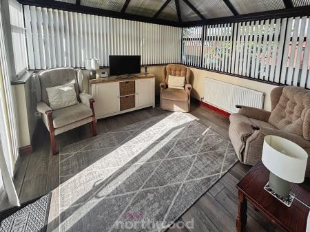 3 bedroom Bungalow for sale in Harpenden Drive, Dunscroft, Doncaster, DN7