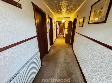 3 bedroom Bungalow for sale in Harpenden Drive, Dunscroft, Doncaster, DN7
