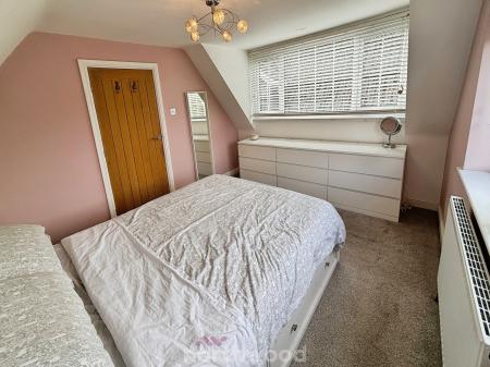 3 bedroom Detached house for sale in Manor Road, Hatfield, Doncaster, DN7
