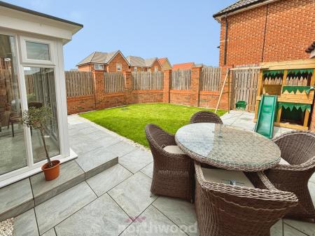 4 bedroom Detached house for sale in Saxon Avenue, Hatfield, Doncaster, DN7