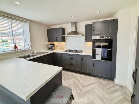 4 bedroom Detached house for sale in Saxon Avenue, Hatfield, Doncaster, DN7