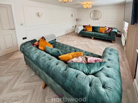 4 bedroom Detached house for sale in Saxon Avenue, Hatfield, Doncaster, DN7
