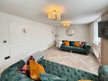 4 bedroom Detached house for sale in Saxon Avenue, Hatfield, Doncaster, DN7