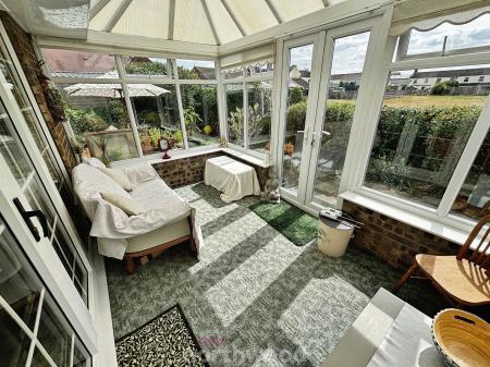 3 bedroom Detached bungalow for sale in West End, Stainforth, Doncaster, DN7