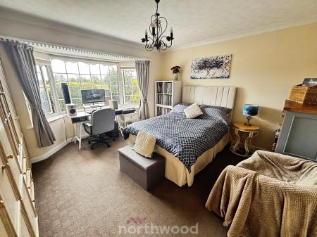3 bedroom Detached bungalow for sale in West End, Stainforth, Doncaster, DN7