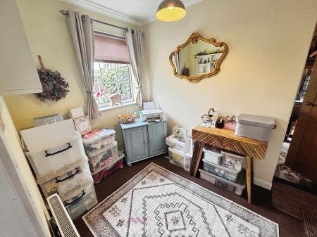 3 bedroom Detached bungalow for sale in West End, Stainforth, Doncaster, DN7
