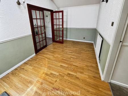 3 bedroom Bungalow for sale in Hoddesdon Crescent, Dunscroft, Doncaster, DN7