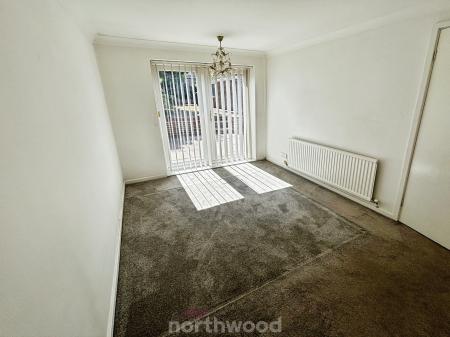 3 bedroom Bungalow for sale in Hoddesdon Crescent, Dunscroft, Doncaster, DN7