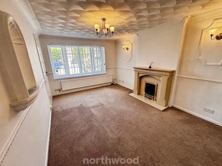 3 bedroom Bungalow for sale in Hoddesdon Crescent, Dunscroft, Doncaster, DN7