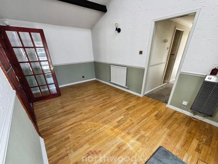 3 bedroom Bungalow for sale in Hoddesdon Crescent, Dunscroft, Doncaster, DN7