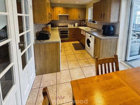 3 bedroom Semi-detached house for sale in Measham Drive, Stainforth, Doncaster, DN7