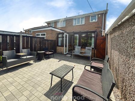 3 bedroom Semi-detached house for sale in Measham Drive, Stainforth, Doncaster, DN7