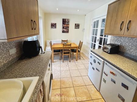 3 bedroom Semi-detached house for sale in Measham Drive, Stainforth, Doncaster, DN7