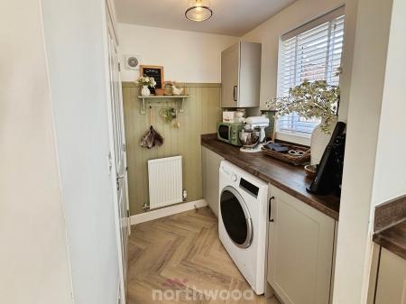 3 bedroom Detached house for sale in Saxon Avenue, Doncaster, DN7