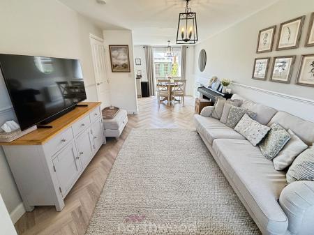 3 bedroom Detached house for sale in Saxon Avenue, Doncaster, DN7