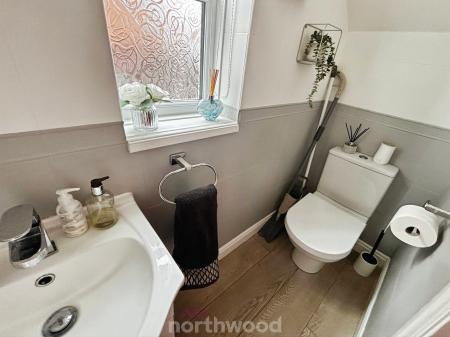 3 bedroom Detached house for sale in Broadwater Drive, Dunscroft, Doncaster, DN7