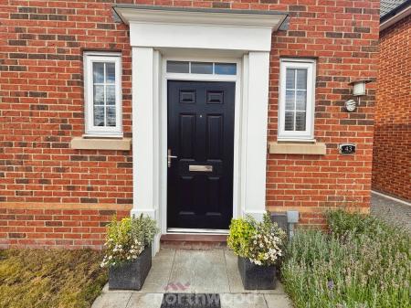 4 bedroom Detached house for sale in Woodland Crescent, Hatfield, Doncaster, DN7