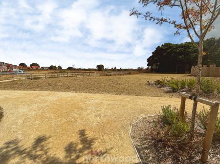 4 bedroom Detached house for sale in Woodland Crescent, Hatfield, Doncaster, DN7