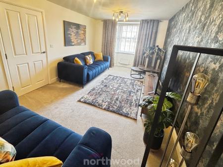 4 bedroom Detached house for sale in Woodland Crescent, Hatfield, Doncaster, DN7