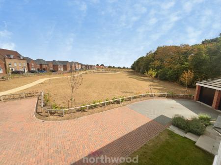 4 bedroom Detached house for sale in Woodland Crescent, Hatfield, Doncaster, DN7