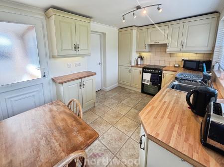 3 bedroom Detached house for sale in Norman Drive, Hatfield, Doncaster, DN7
