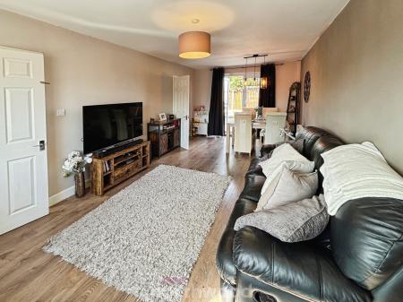 3 bedroom Semi-detached house for sale in Ingram Crescent, Dunscroft, Doncaster, DN7