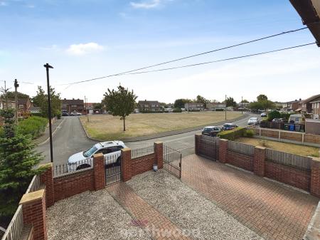 3 bedroom Semi-detached house for sale in Ingram Crescent, Dunscroft, Doncaster, DN7