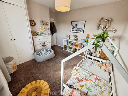 3 bedroom Semi-detached house for sale in Ingram Crescent, Dunscroft, Doncaster, DN7