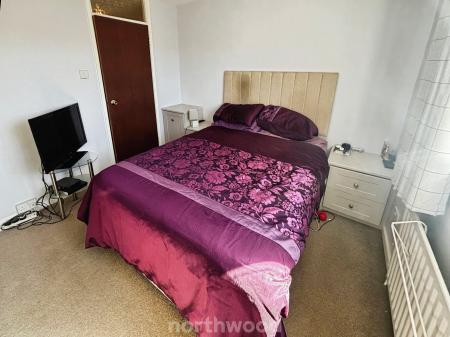 2 bedroom Semi-detached house for sale in Victoria Avenue, Hatfield, Doncaster, DN7